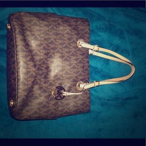 Michael Kors tote